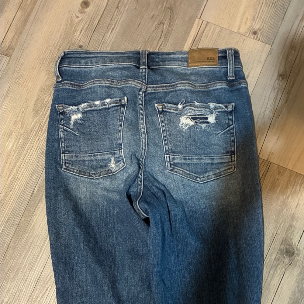 BKE Women's Distressed Dark Blue high rise mom skinny jean - Picture 4 of 4